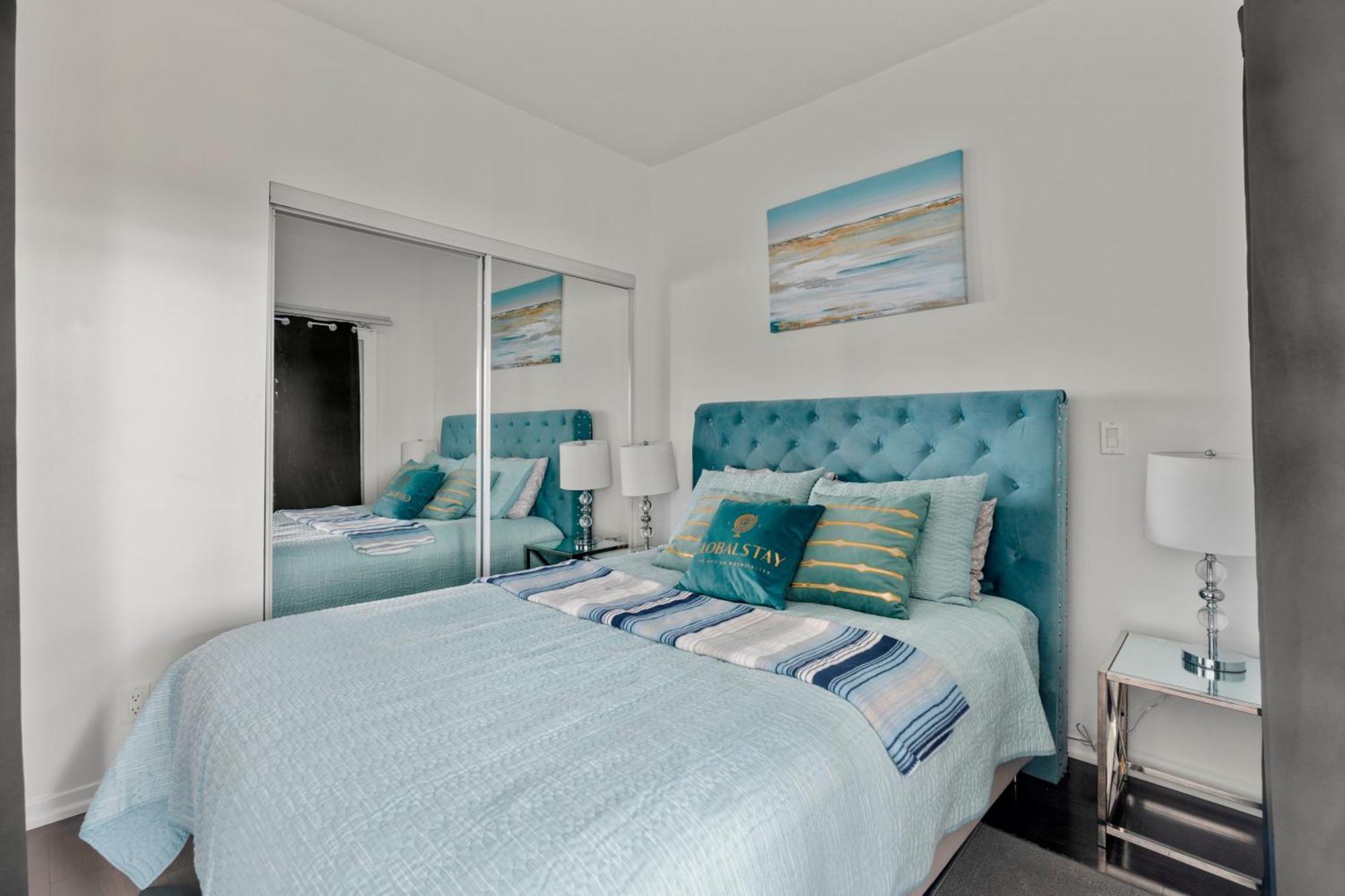 Globalstay. Burano Condos In Downtown Toronto Kültér fotó