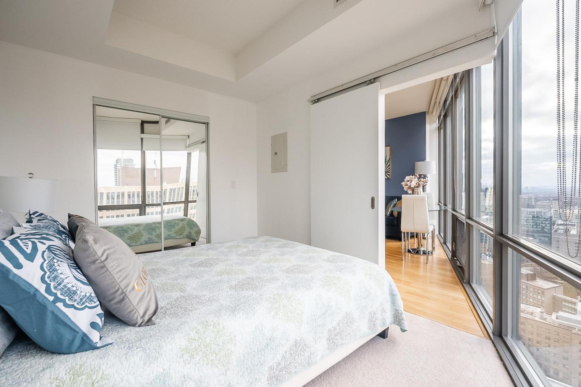 Globalstay. Burano Condos In Downtown Toronto Kültér fotó